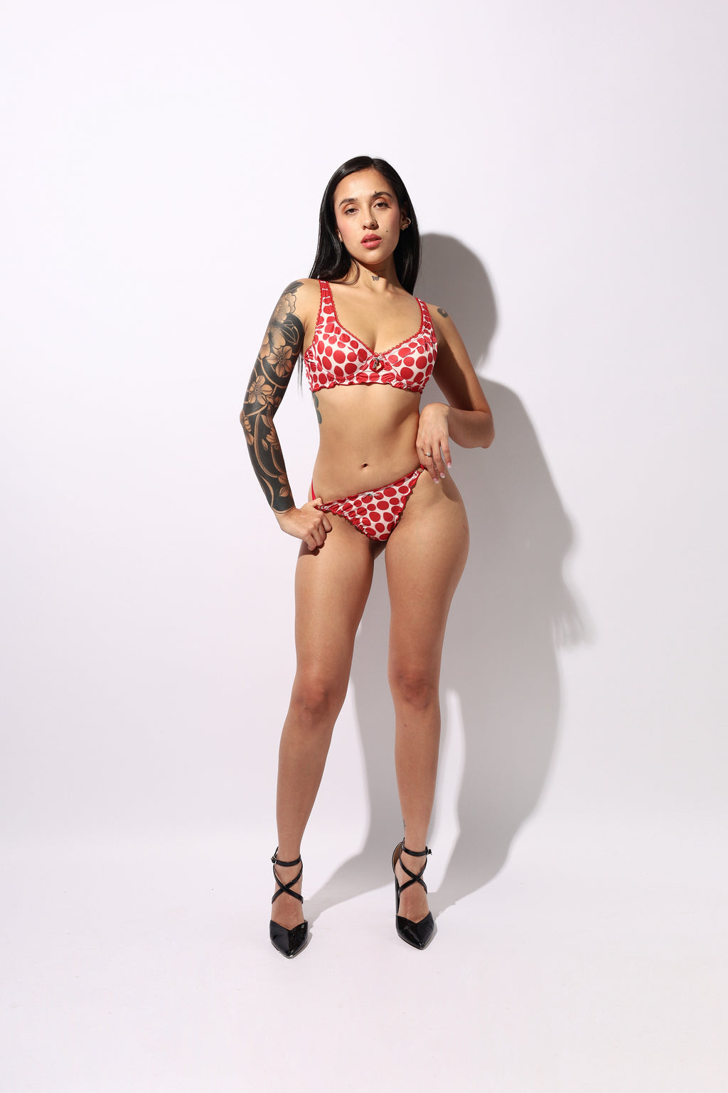 Set Cosmopolitan