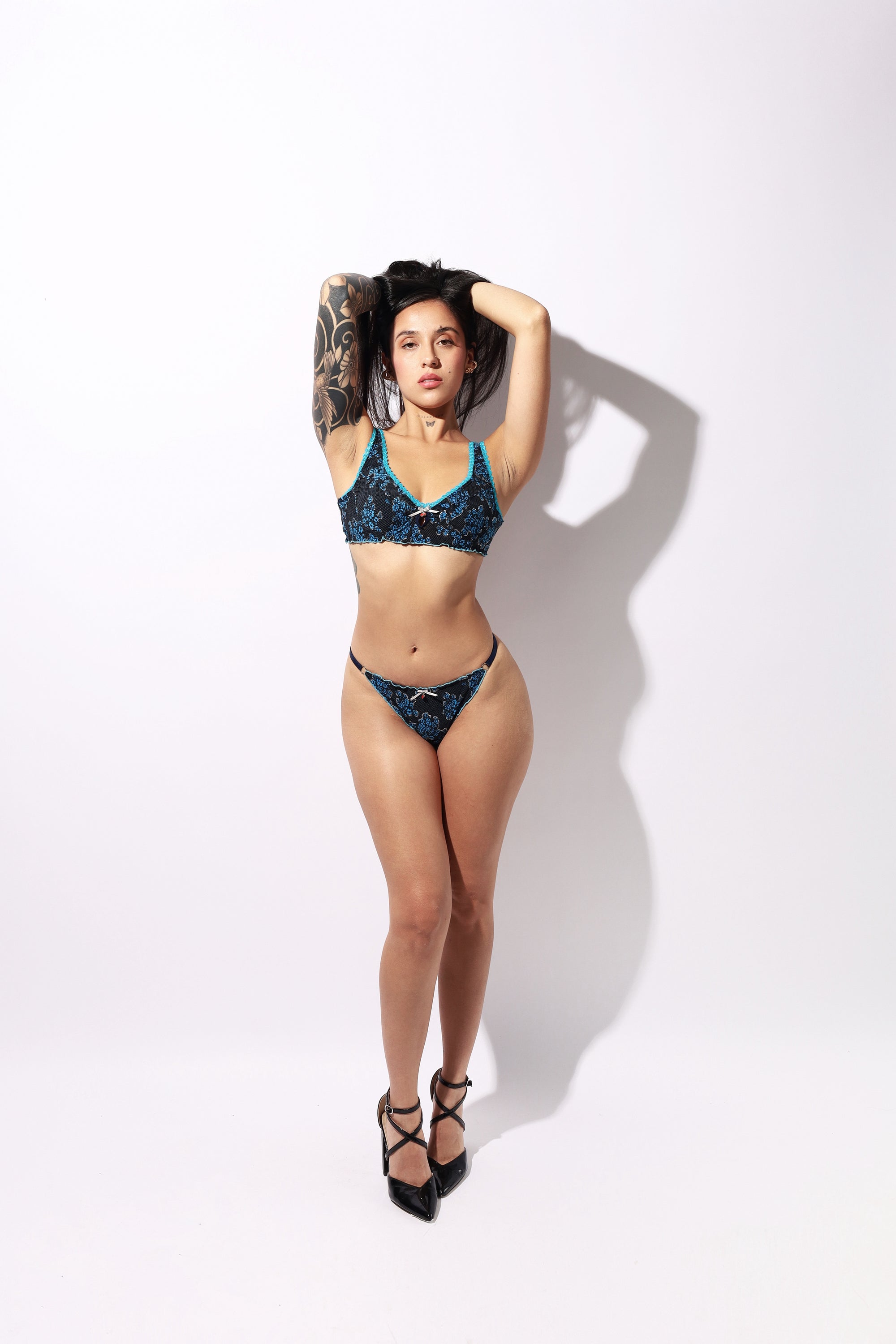Set Blue Lagoon
